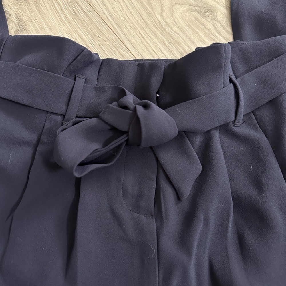 RW&CO. Navy Ankle Cropped Pants - Picture 5 of 7